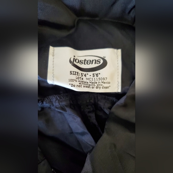 Jostens Cap & Gown 🎓✏️ - Picture 8 of 8